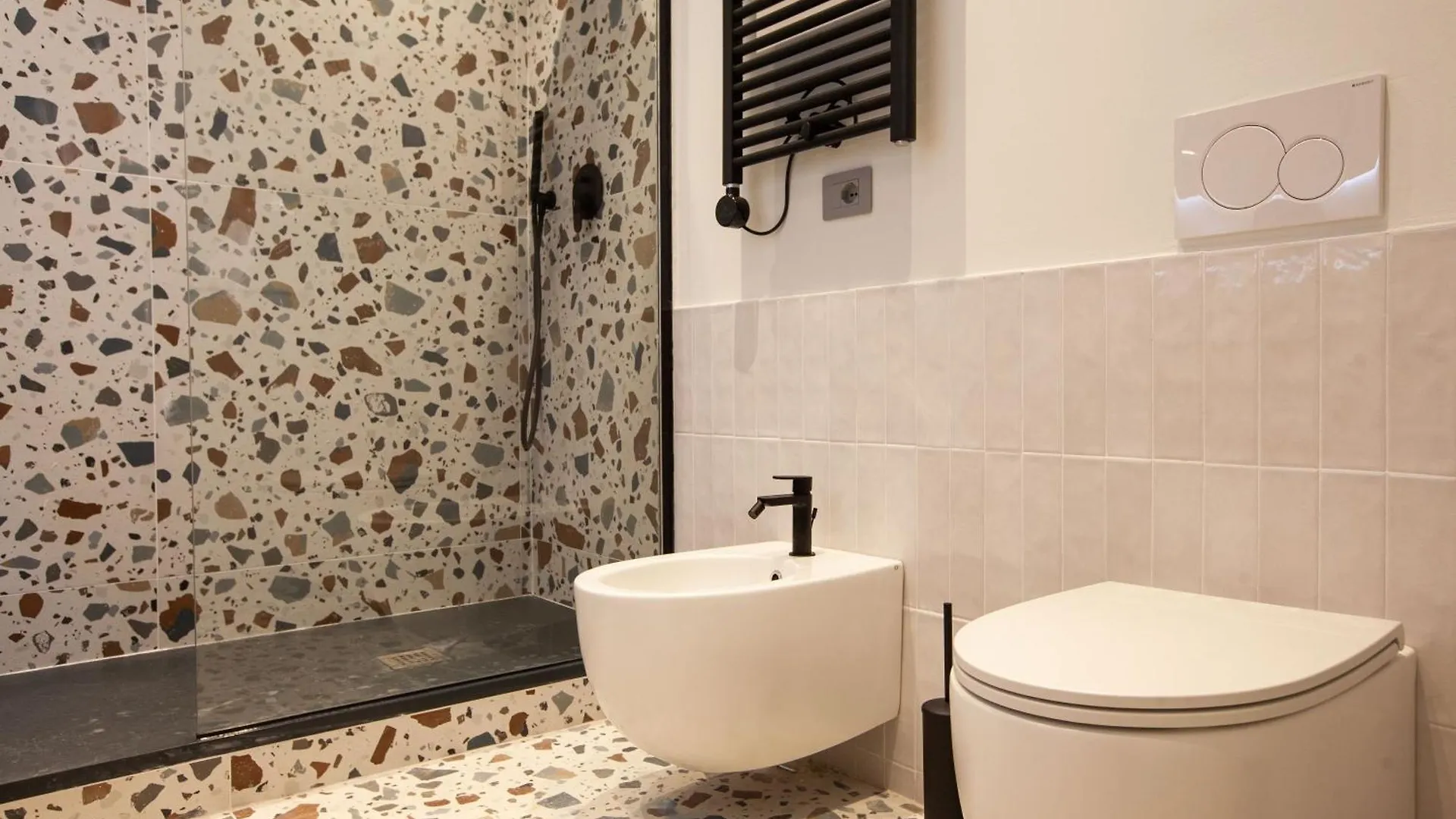 Cvm 19 Hotel Milan