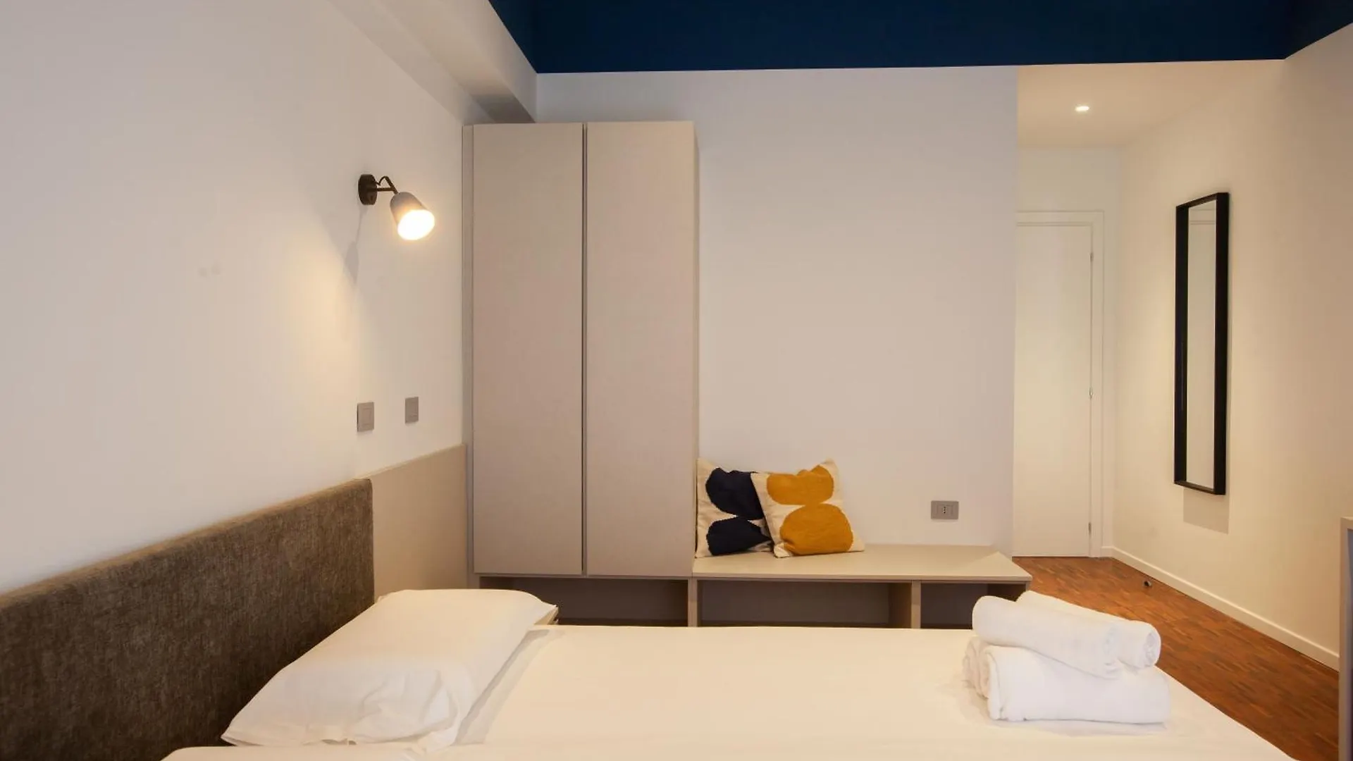 Cvm 19 Hotel Milan