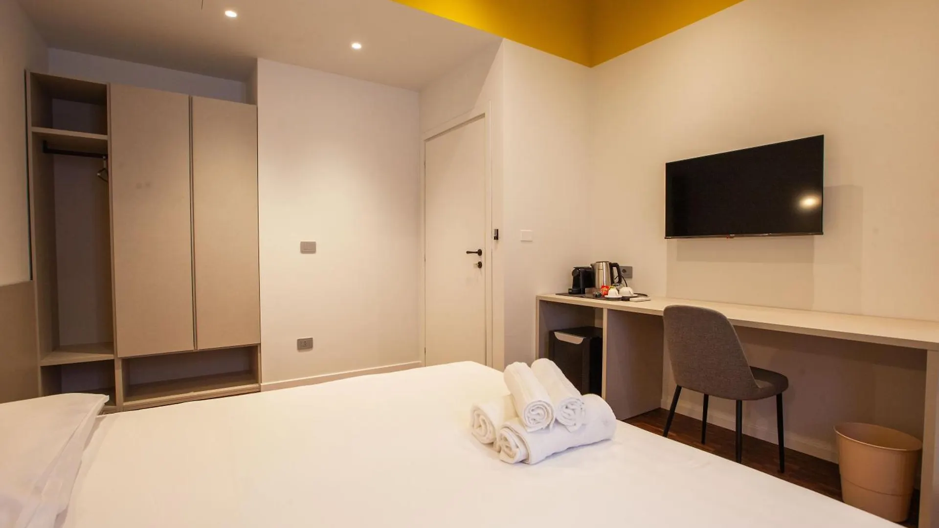 Cvm 19 Hotel Milan