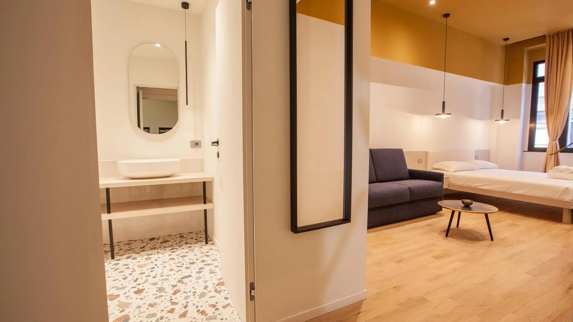 Cvm 19 Hotel Milan