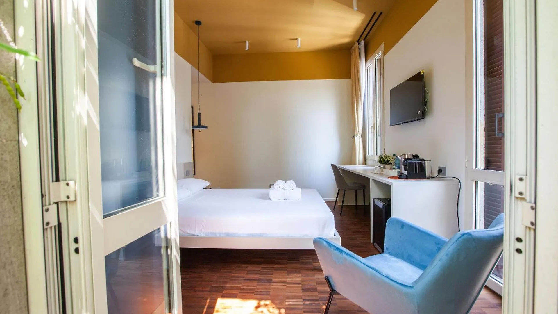 Cvm 19 Hotel Milan